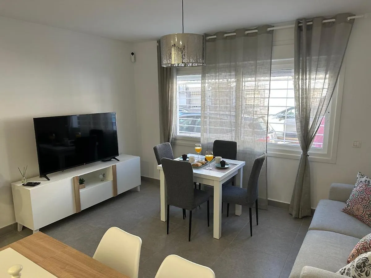 Coqueto Apto A 2 Min De La Playa Fuengirola Apartamento